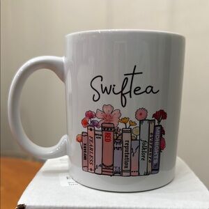 Swiftea White Mug with Floral Design